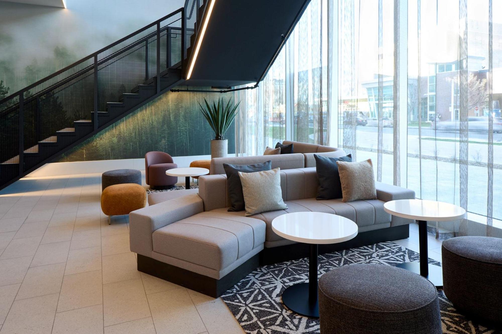 Courtyard By Marriott Montreal Laval Ξενοδοχείο Εξωτερικό φωτογραφία