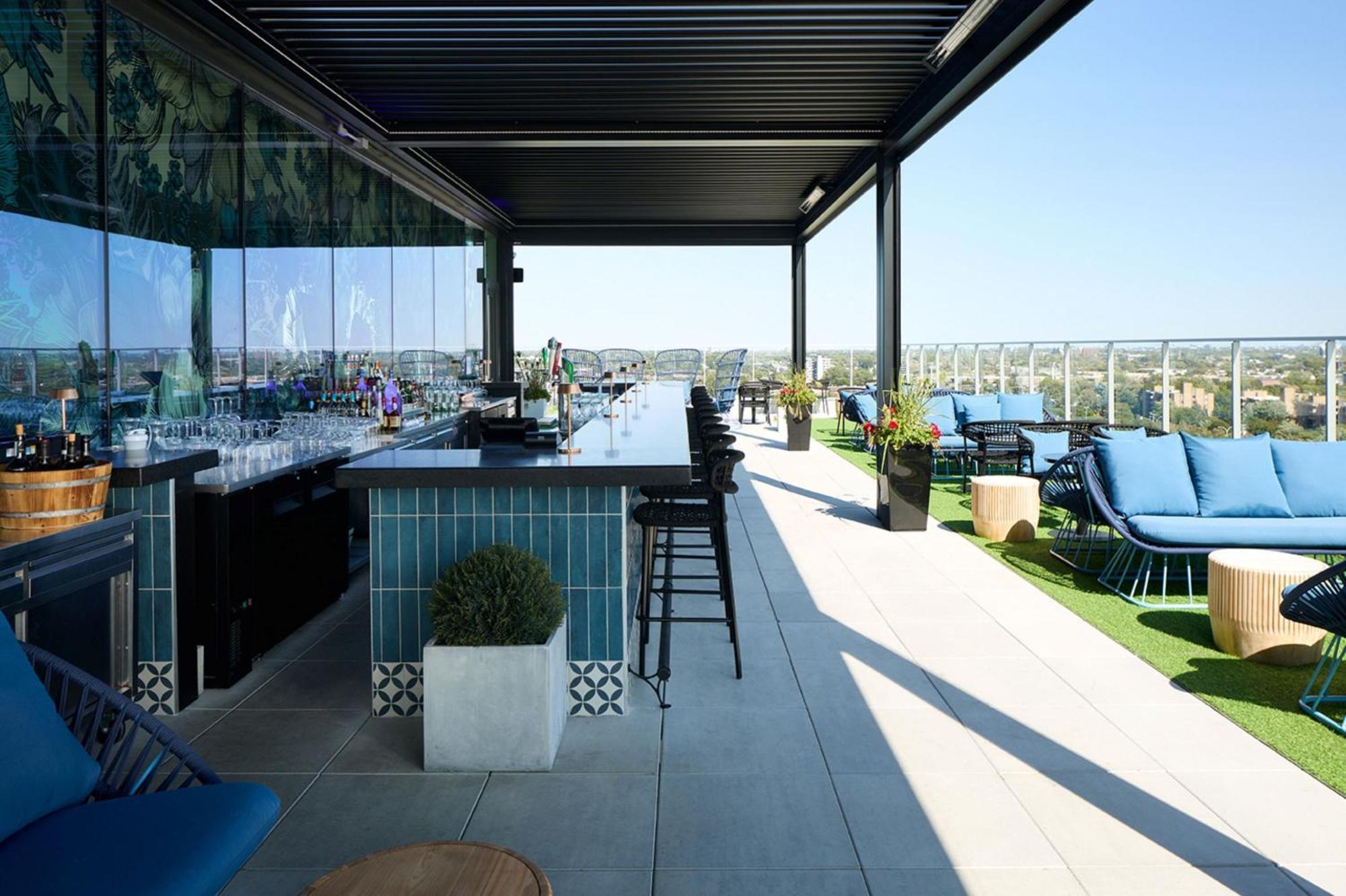Courtyard By Marriott Montreal Laval Ξενοδοχείο Εξωτερικό φωτογραφία
